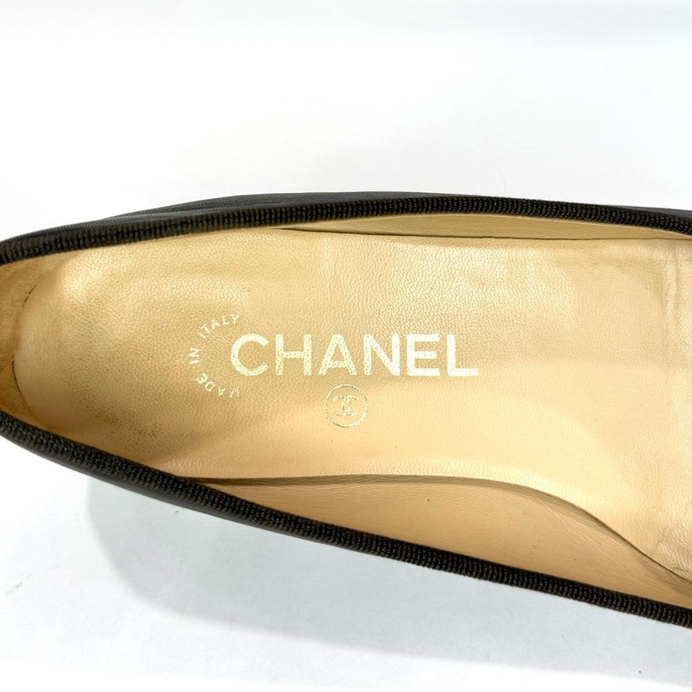 ✨SOLD✨ Chanel Brown and Black Leather Ballet Flats - Picture 9 of 12